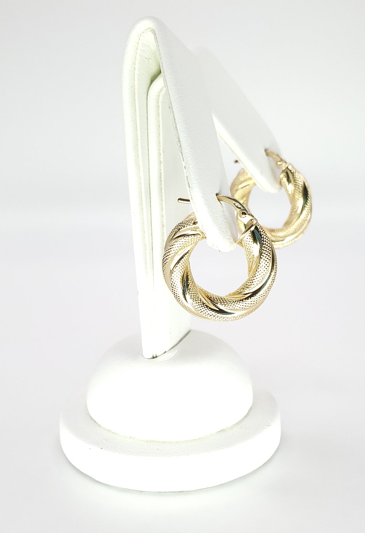 18K Yellow Gold 19.5mm Dia. Textured Hoop Earrings